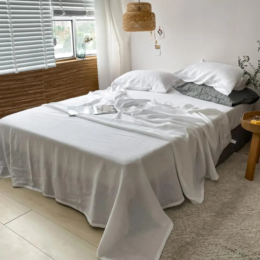 100% Linen 4-Piece Bed Sheet Set — 1 Flat Sheet, 1 Fitted Sheet & 2 Pillowcases — Breathable, Moisture-Wicking, Soft & Durable Bedding